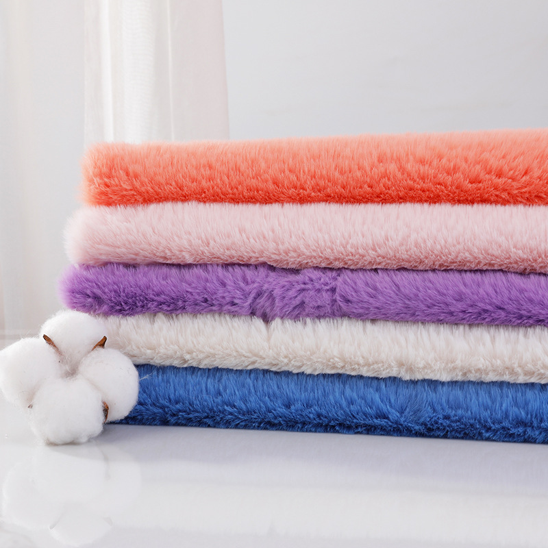 Hot Sale 100% Polyester Dyed Soft Plush Faux Rabbit Fur Fabric